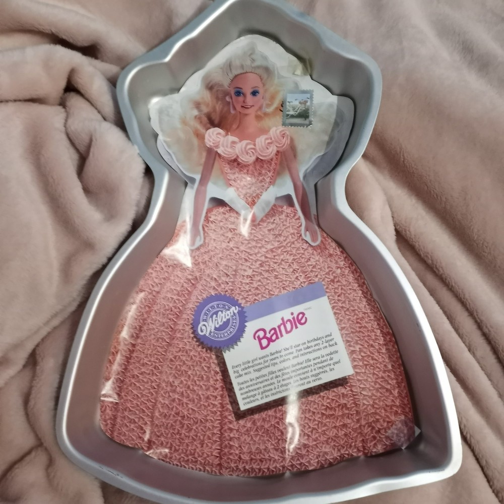 VTG Wilton Barbie Cake Pan 1992 Retro 80's 90's Kids Character Cakes Old School